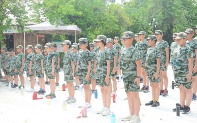 2023年裕达青少年军事夏令营招生中